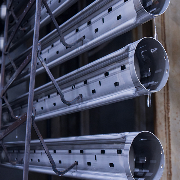 Coating Pieces coming out of Tank