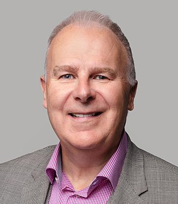 Headshot of Ian Murray